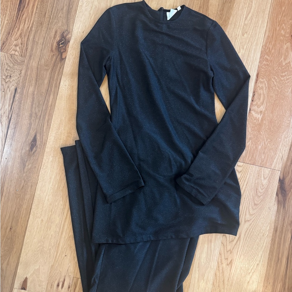 Julia Amory set